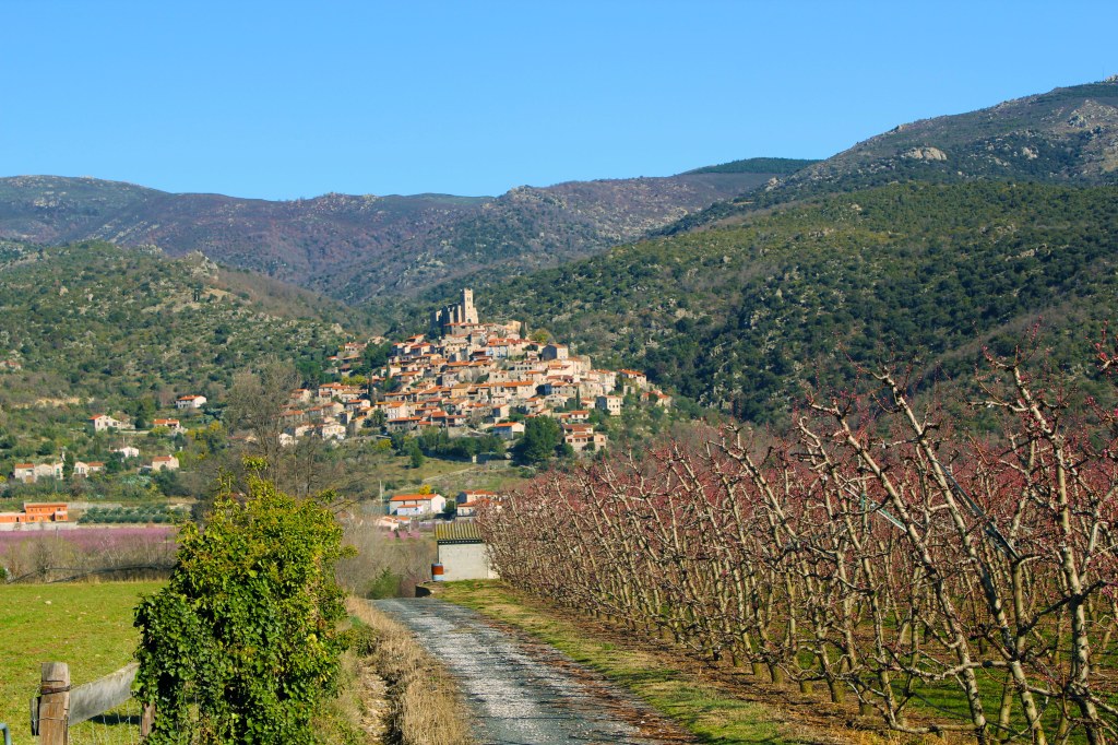 hilltop village of Eus