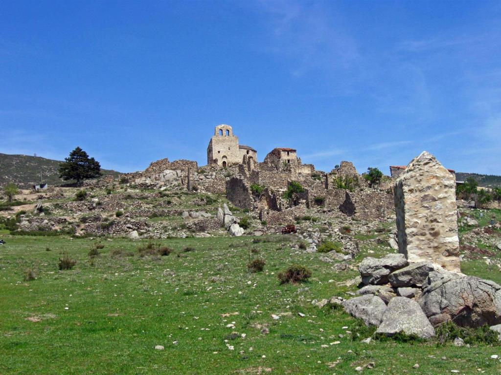 village abandonne de comes