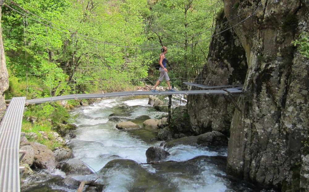 passerelles gorges caranca thues