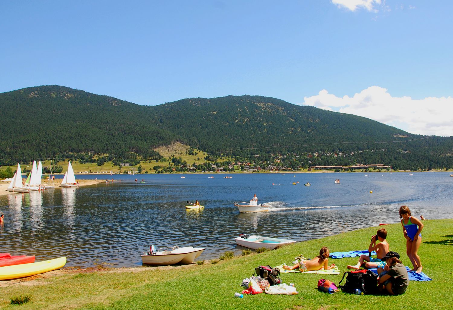 Lac de Matemale - Base Nautique de l'ourson - les Angles
