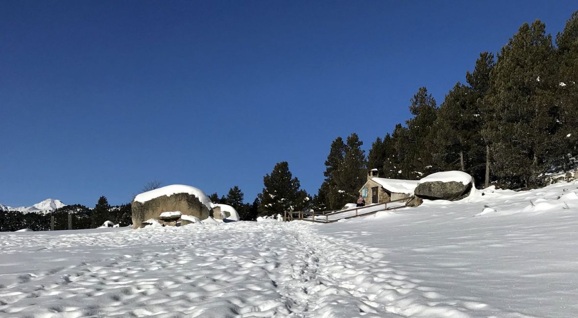 refuge les angles montagne rando