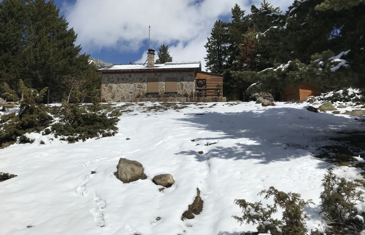 petit refuge des estanyols madres