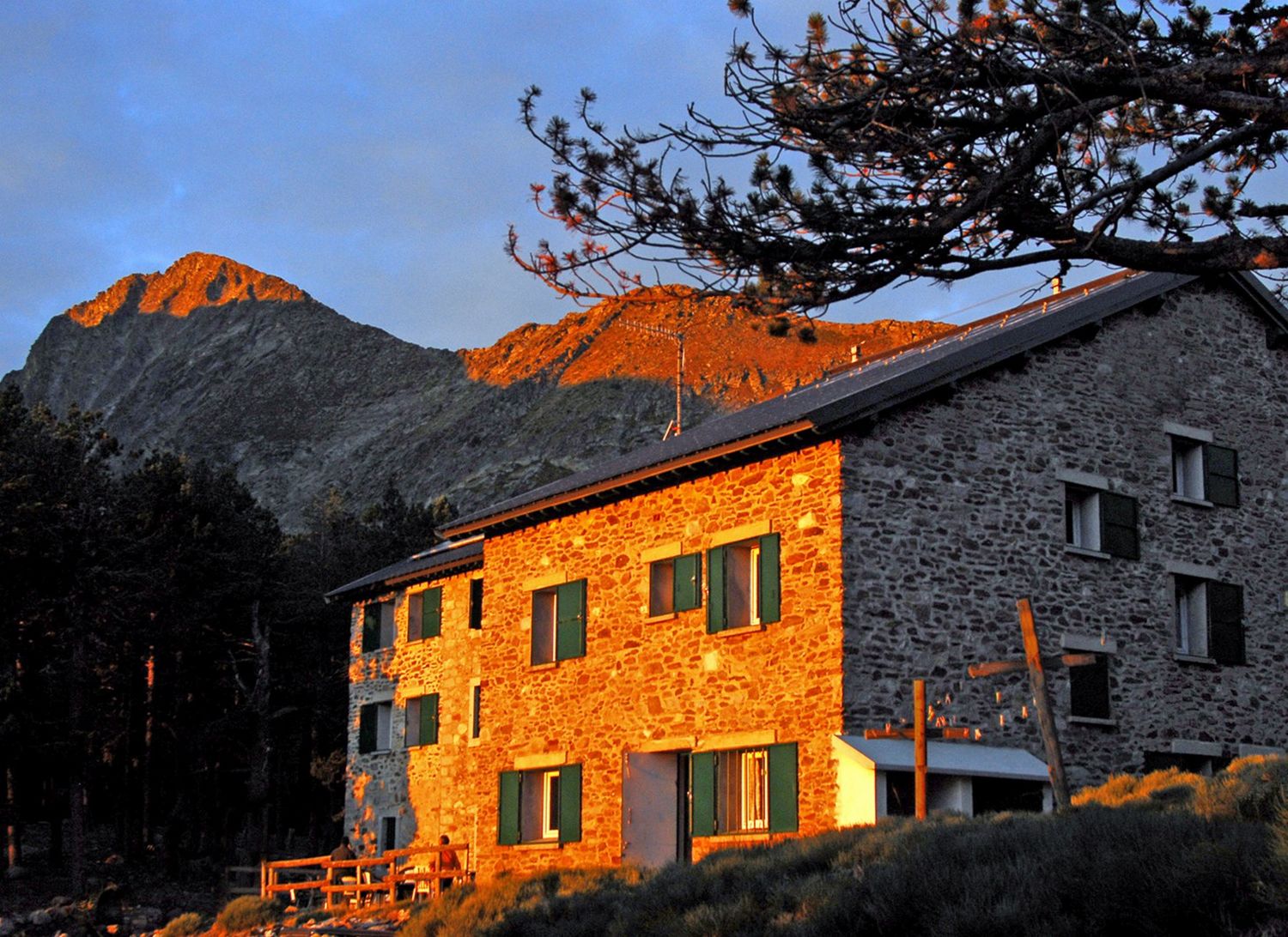 piste acces refuge cortalets