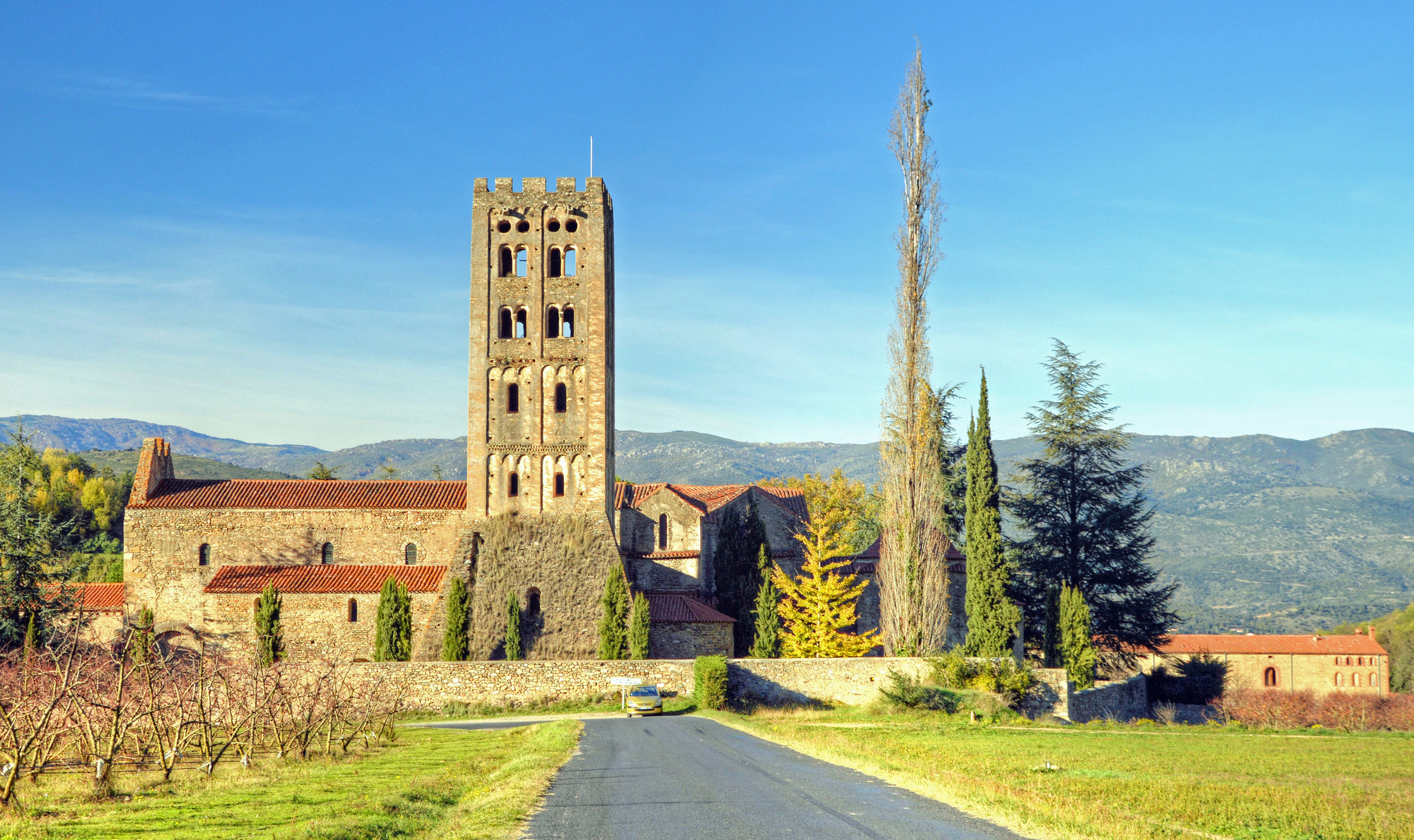hotel pres saint michel de Cuxa cuixa prades chambre hotes visite pratique bien placé canigou