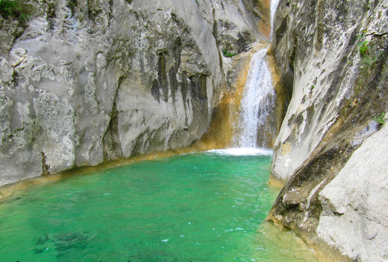 Cascade de salt del brull pyrenees catalans sud Cascade du Salt del Brull