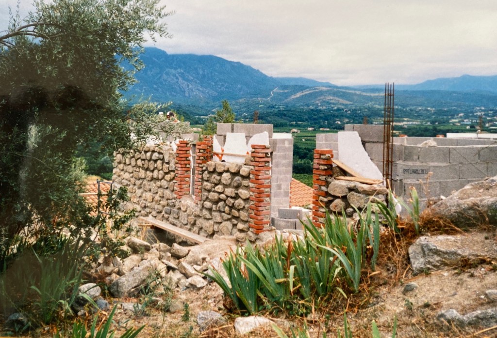 auto construction mixte pierre et isolation