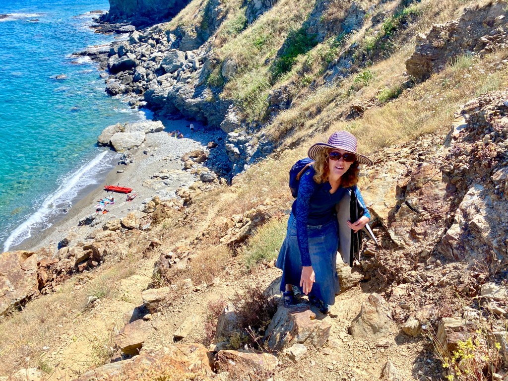 crique sauvage entre collioure et banyls plage secrete natural beah secret spot crique naturiste