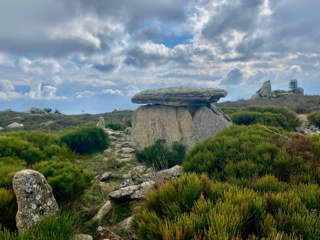 plus beau dolmen de france
