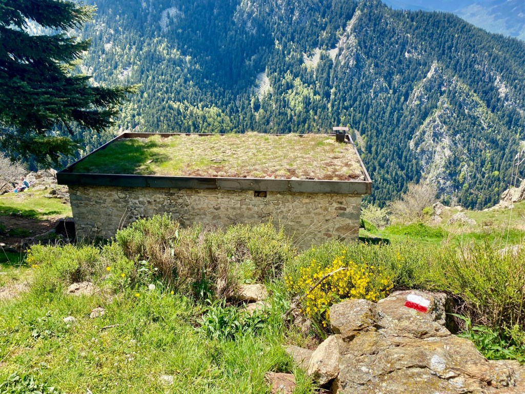 Refuge Bonne Aigue GR10 GR36GRT83 et GRP Tour du Canigou