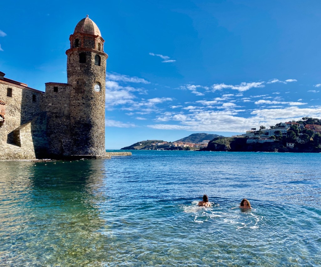 Baignade en hiver à Collioure dans de l'eau à 12 degrés !!!!