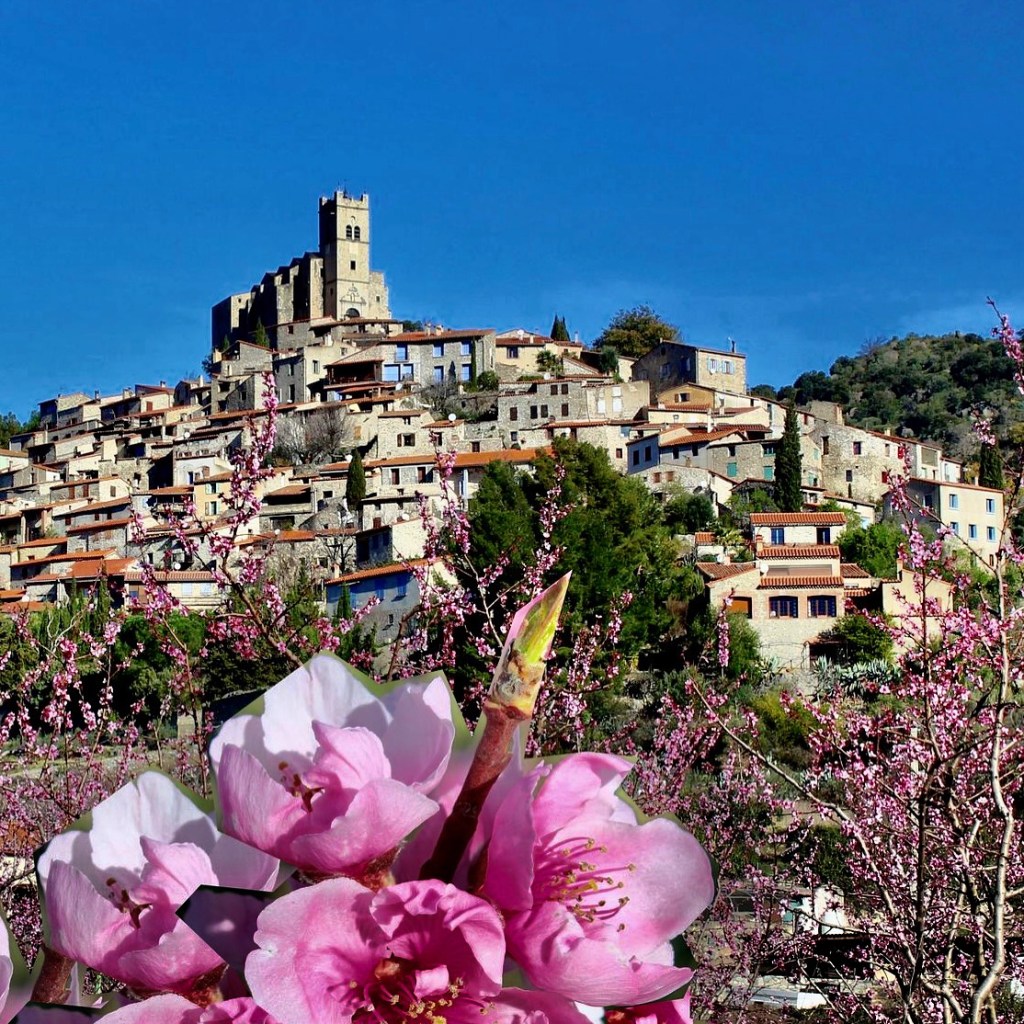 eus un des plus beau villages de france pres de perpignan font romeu et collioure