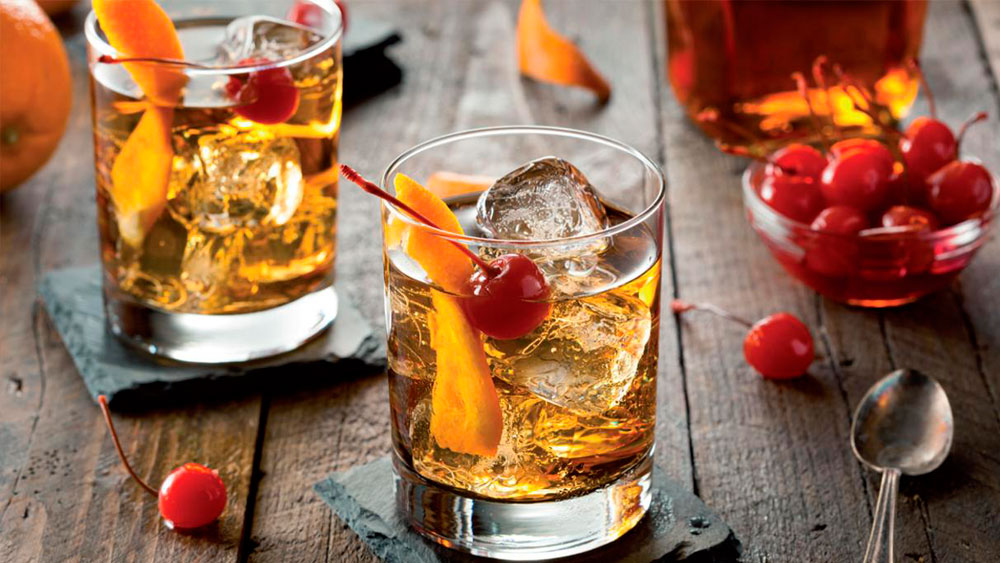 vermuteria le moot vermoutherie eus jardin de catus terrasse lounge olive tapas